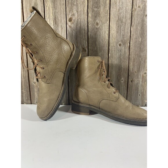 Clarks Originals Women's Maru Elsa Combat Boot Khaki Leather Shoe Size 9.5 - Picture 7 of 10